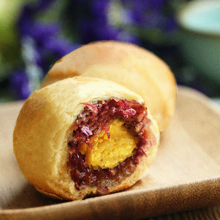 玫瑰蛋黄酥 (五个装)