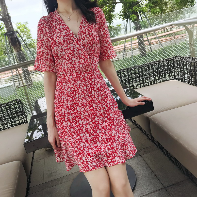 051422 茶歇裙 2018新款女装红色碎花交叉V领短袖高腰真丝连衣裙G