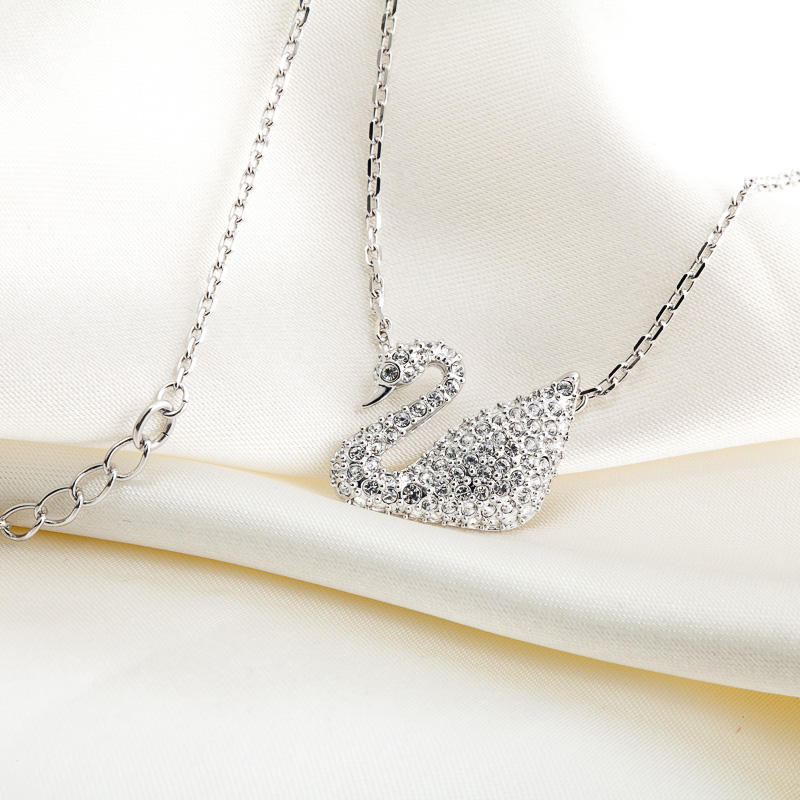 SWAROVSKI施华洛世奇 经典银天鹅 女士项链5007735