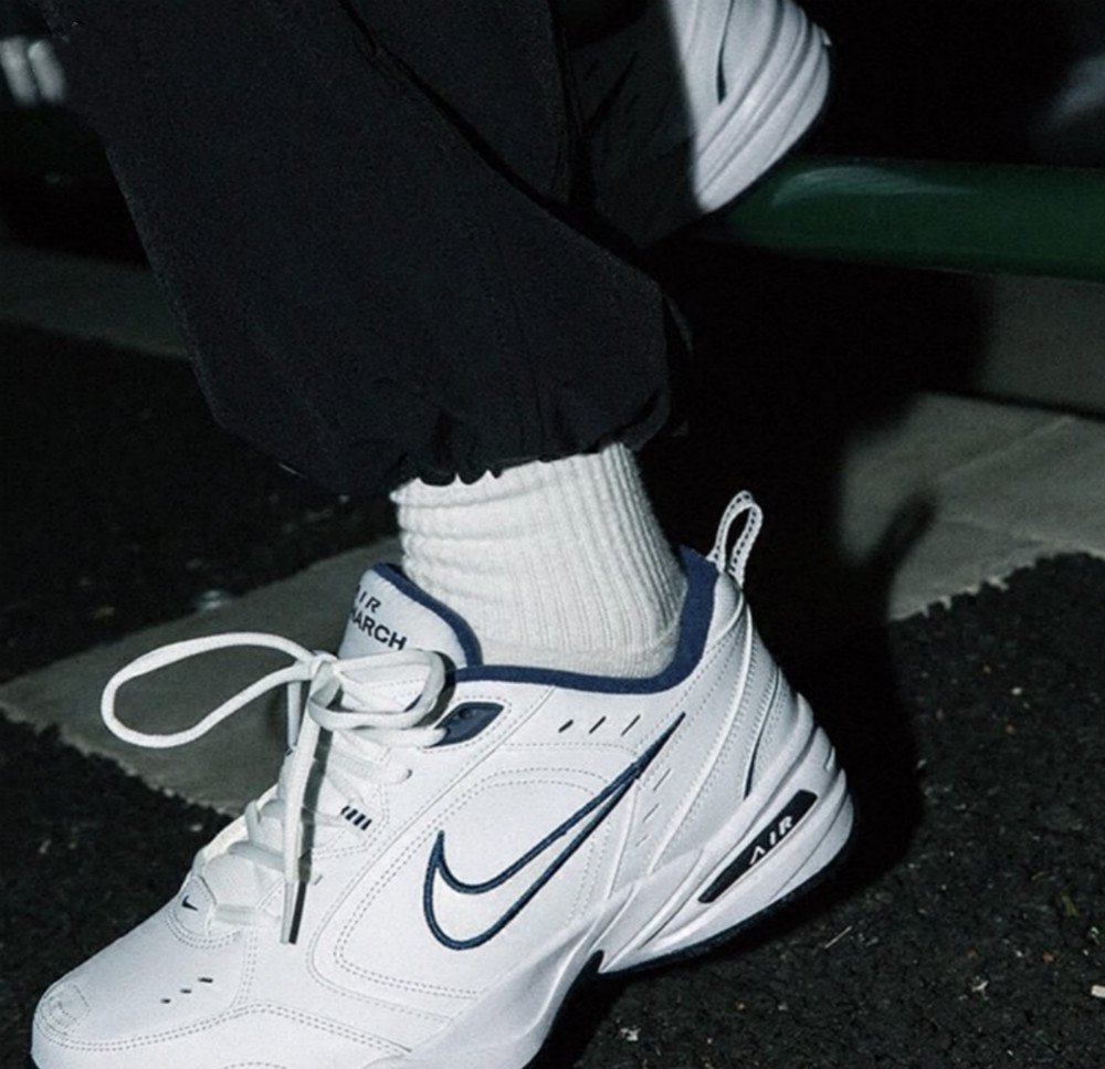 NIKE AIR MONARCH IV复古潮流老爹鞋白蓝黑气垫男慢跑步鞋415445