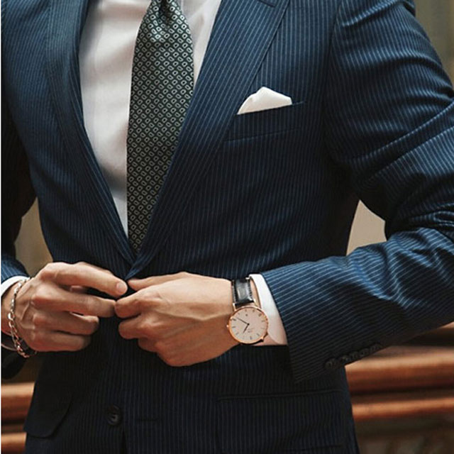 DanielWellington 38mm蓝针日历皮带石英男表