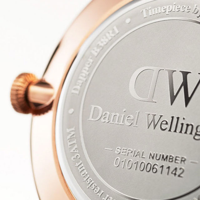 DanielWellington 38mm蓝针日历皮带石英男表