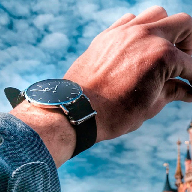 DanielWellington 40mm织纹带男表黑表盘