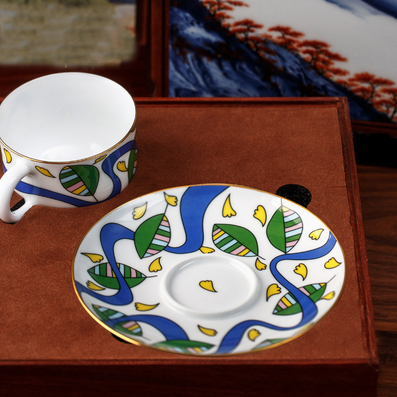 朕的心意 故宫食品 实木红檀香茶器 中秋奶黄月饼礼盒